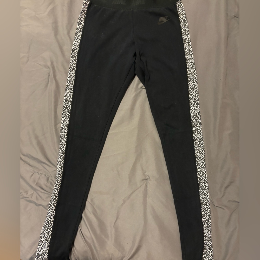 Nike leggings